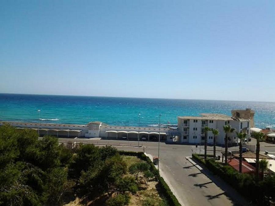 le terrazze sul mare gallipoli lido Esterno foto