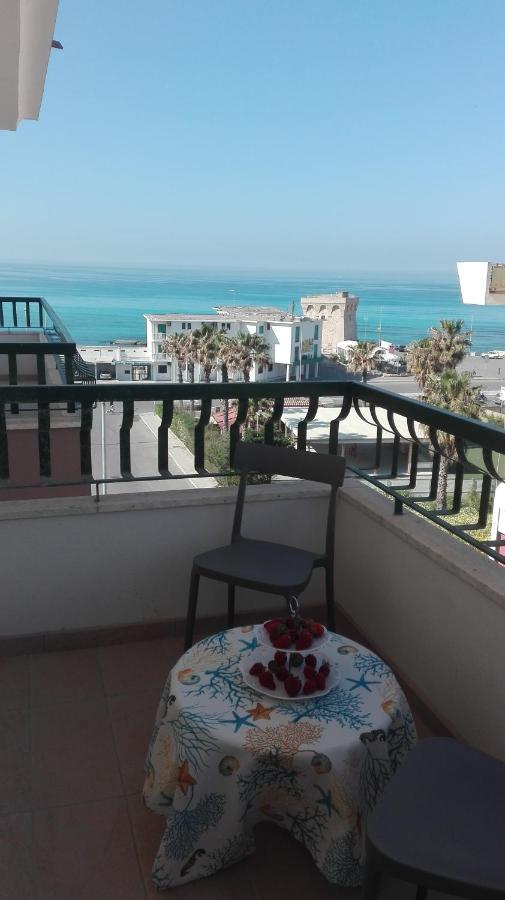 le terrazze sul mare gallipoli lido Esterno foto