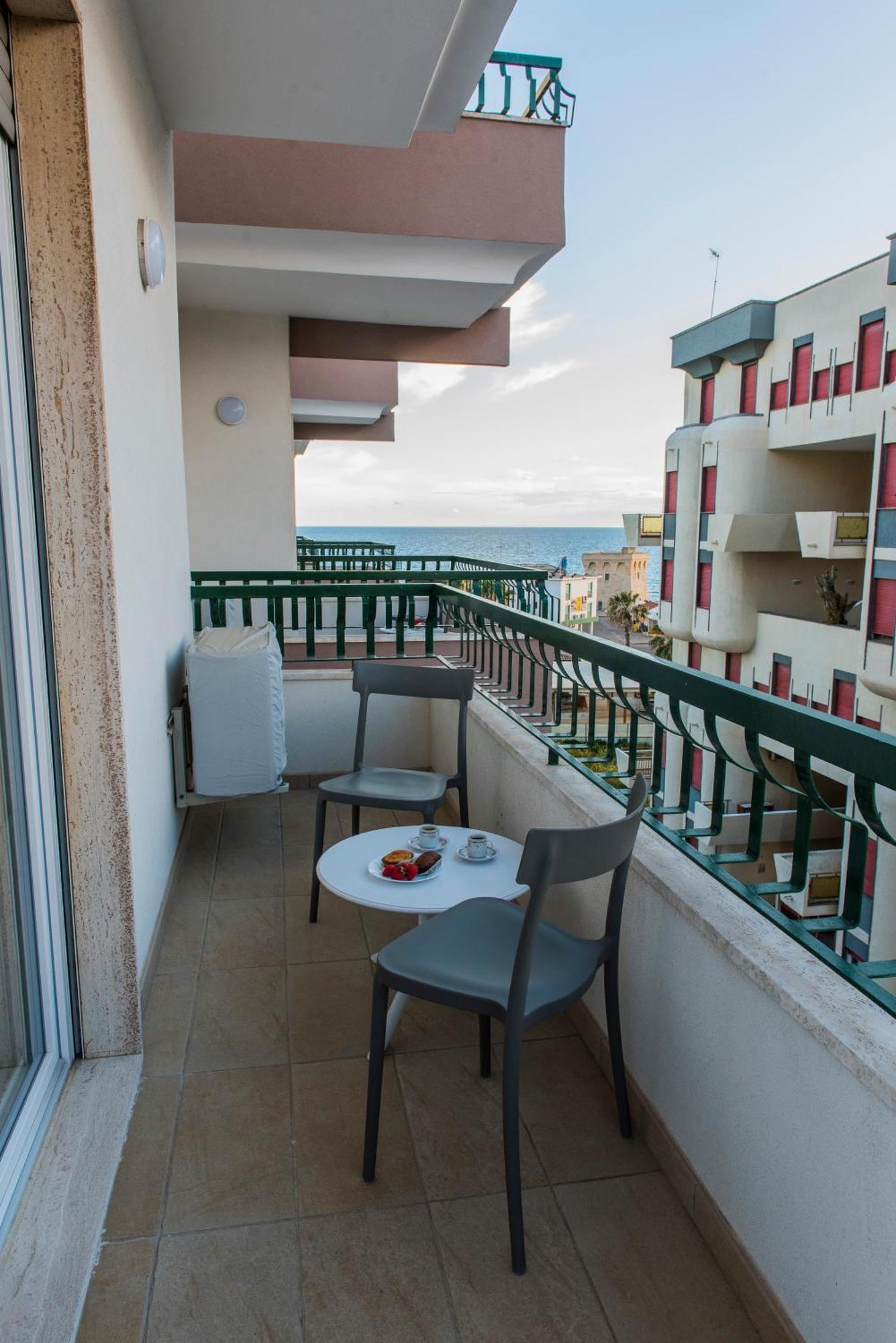 le terrazze sul mare gallipoli lido Esterno foto