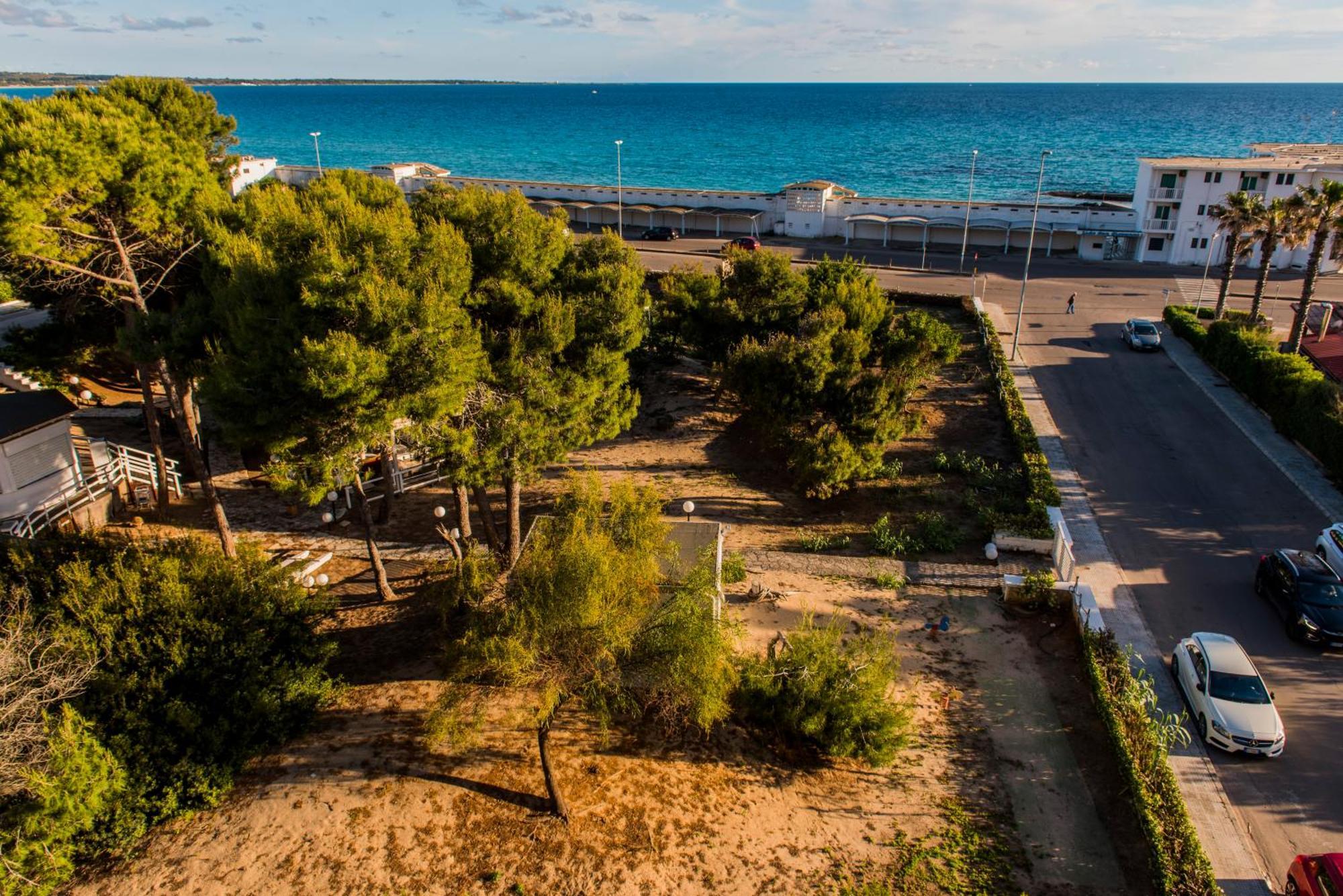 le terrazze sul mare gallipoli lido Esterno foto